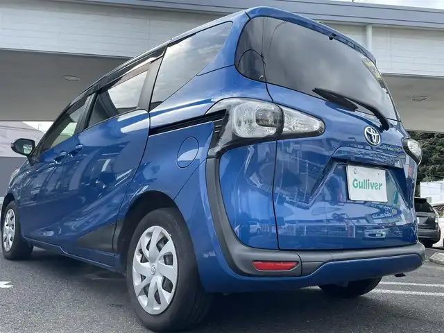 トヨタ シエンタ G 長崎県 2016(平28)年 9万km コバルトブルーメタリック 純正SDナビ/・AM/FM/CD/DVD/BT/フルセグTV/バックカメラ/ステアリングスイッチ/両側パワースライドドア/ビルトインETC/ライトレベライザー/アイドリングストップ/フロアマット/ドアバイザー/革巻きステアリング/保証書/取扱説明書/ナビ取扱説明書/スペアキー