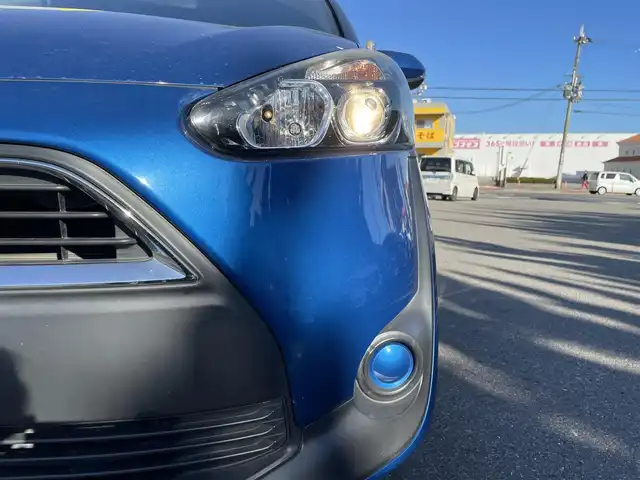 トヨタ シエンタ G 和歌山県 2016(平28)年 9万km コバルトブルーメタリック (株)IDOMが運営する【じしゃロン和歌山店】の自社ローン専用車両になります。こちらは現金またはオートローンご利用時の価格です。自社ローンご希望の方は別途その旨お申付け下さい/純正SDナビ/・AM/FM/CD/DVD/BT/フルセグTV/バックカメラ/ステアリングスイッチ/両側パワースライドドア/ビルトインETC/ライトレベライザー/アイドリングストップ/フロアマット/ドアバイザー/革巻きステアリング/保証書/取扱説明書/ナビ取扱説明書/スペアキー