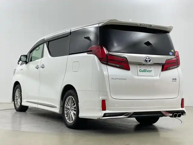 トヨタ アルファードハイブリット S タイプゴールド 道央・札幌 2020(令2)年 5.8万km ホワイトパールクリスタルシャイン ・ワンオーナー /・4WD /・モデリスタエアロ /・シグネチャーイルミブレード（モデリスタ） /・フロントグリルカバー(モデリスタ) /・純正ディスプレイオーディオ /・TV/BT/・TVキャンセラー /・バックカメラ/・純正フリップダウンモニター /・デジタルインナーミラー /・両側パワースライドドア  /・ ToyotaSafetyS e n s e /・プリクラッシュセーフティ /・レーンキープア シ ス ト/・アダプティブハイビーム/・オートマチックハイビーム/・ロードサインアシスト/・クルーズコントロール/・先行車発進お知らせ/・ブレーキホールド/・クリアランスソナー/・ブラインドスポットモニター/・社外ドラレコ（前後）/・ETC2.0