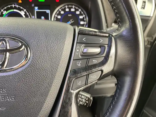 トヨタ アルファードハイブリット S タイプゴールド 道央・札幌 2020(令2)年 5.8万km ホワイトパールクリスタルシャイン ・ワンオーナー /・4WD /・モデリスタエアロ /・シグネチャーイルミブレード（モデリスタ） /・フロントグリルカバー(モデリスタ) /・純正ディスプレイオーディオ /・TV/BT/・TVキャンセラー /・バックカメラ/・純正フリップダウンモニター /・デジタルインナーミラー /・両側パワースライドドア  /・ ToyotaSafetyS e n s e /・プリクラッシュセーフティ /・レーンキープア シ ス ト/・アダプティブハイビーム/・オートマチックハイビーム/・ロードサインアシスト/・クルーズコントロール/・先行車発進お知らせ/・ブレーキホールド/・クリアランスソナー/・ブラインドスポットモニター/・社外ドラレコ（前後）/・ETC2.0