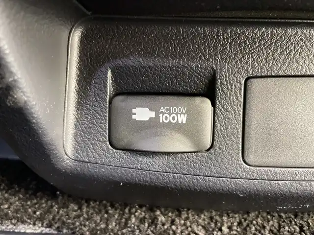 トヨタ アルファードハイブリット S タイプゴールド 道央・札幌 2020(令2)年 5.8万km ホワイトパールクリスタルシャイン ・ワンオーナー /・4WD /・モデリスタエアロ /・シグネチャーイルミブレード（モデリスタ） /・フロントグリルカバー(モデリスタ) /・純正ディスプレイオーディオ /・TV/BT/・TVキャンセラー /・バックカメラ/・純正フリップダウンモニター /・デジタルインナーミラー /・両側パワースライドドア  /・ ToyotaSafetyS e n s e /・プリクラッシュセーフティ /・レーンキープア シ ス ト/・アダプティブハイビーム/・オートマチックハイビーム/・ロードサインアシスト/・クルーズコントロール/・先行車発進お知らせ/・ブレーキホールド/・クリアランスソナー/・ブラインドスポットモニター/・社外ドラレコ（前後）/・ETC2.0