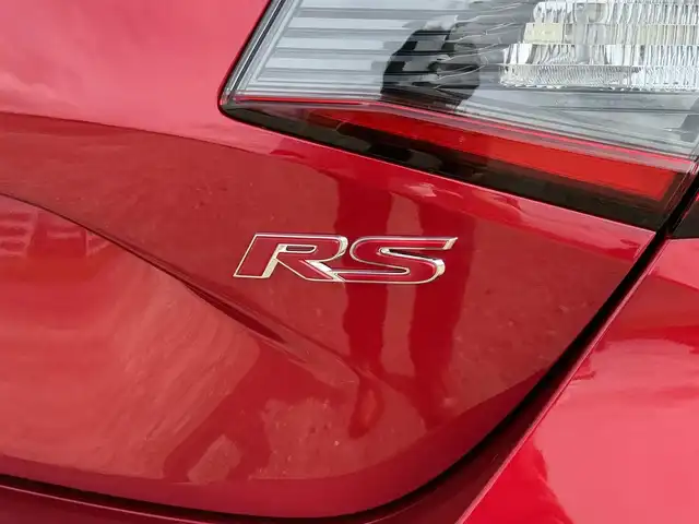 ホンダ シビック RS 兵庫県 2025(令7)年 0.1万km未満 プレミアムクリスタルレッドM ＢＯＳＥプレミアムサウンドシステム/ＲＳ専用サスペンション/ＬＥＤアダプティブコーナーリングライト/純正９インチディスプレイオーディオ/フルセグＴＶ/バックモニター/アダプティブドライビングビーム/ETC2.0