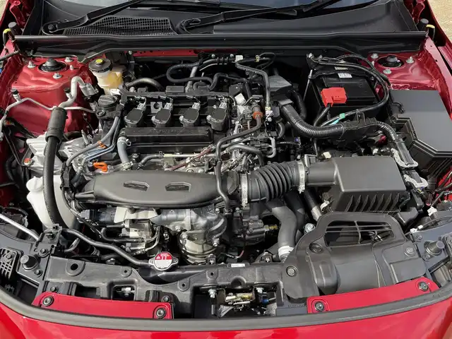 ホンダ シビック RS 兵庫県 2025(令7)年 0.1万km未満 プレミアムクリスタルレッドM ＢＯＳＥプレミアムサウンドシステム/ＲＳ専用サスペンション/ＬＥＤアダプティブコーナーリングライト/純正９インチディスプレイオーディオ/フルセグＴＶ/バックモニター/アダプティブドライビングビーム/ETC2.0
