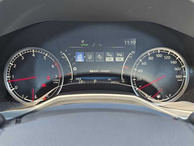 トヨタ ランドクルーザー ZX 福岡県 2024(令6)年 0.4万km プレシャスホワイトパール ワンオーナー/純正メーカーナビ/JBLサウンド/リアエンターテイメントシステム/リアデフロック/タイヤ空気圧センサー/寒冷地仕様/純正ドライブレコーダー/ヘッドアップディスプレイ/ステアリングヒーター/ベージュレザーシート/サンルーフ/純正20インチアルミホイル/LEDヘッドライト/パワーシート/スマートキー/純正フロアマット/スペアキー/保証書/取扱説明書
