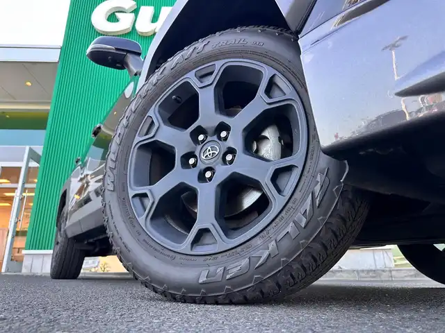 トヨタ ＲＡＶ４ アドベンチャー オフロードPKG 宮城県 2022(令4)年 3.8万km 黒 パノラミックビューモニター/デジタルインナーミラー/寒冷地仕様/・デアイサー/・撥水フロントガラス/・LEDリアフォグランプ/＝＝＝/JAOSエアロ/セーフティセンス/・プリクラッシュセーフティ/・レーントレーシングアシスト/・レーダークルーズコントロール/・オートマチックハイビーム/・ロードサインアシスト/先行車発進告知機能/パーキングサポートブレーキ（前後方静止物/後方接近車両）/ブラインドスポットモニター/9インチディスプレイオーディオ/・ナビ機能付/・Bluetooth/・AppleCarPlay/AndroidAuto/ビルトインETC2.0/ドライブレコーダー/合皮シート/シートヒーター/ベンチレーション/メモリー機能付パワーシート/ステアリングヒーター/革巻きステアリング/電動パーキングブレーキ/ブレーキホールド/LEDヘッドランプ/フォグランプ/オートライト/スマートキー＆プッシュスタート/スペアキー/ルーフレール/純正18インチAW/W/サイド/カーテンエアバッグ
