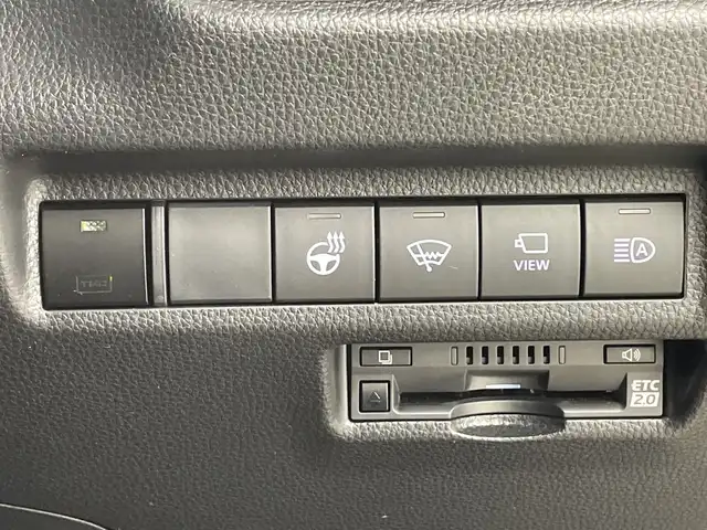 トヨタ ＲＡＶ４ アドベンチャー オフロードPKG 鹿児島県 2022(令4)年 3.8万km 黒 パノラミックビューモニター/デジタルインナーミラー/寒冷地仕様/デアイサー/撥水フロントガラス/LEDリアフォグランプ/JAOSエアロ/セーフティセンス/・プリクラッシュセーフティ/・レーントレーシングアシスト/・レーダークルーズコントロール/・オートマチックハイビーム/・ロードサインアシスト/先行車発進告知機能/パーキングサポートブレーキ（前後方静止物/後方接近車両）/ブラインドスポットモニター/9インチディスプレイオーディオ/・ナビ機能付/・Bluetooth/・AppleCarPlay/AndroidAuto/ビルトインETC2.0/ドライブレコーダー/合皮シート/シートヒーター/ベンチレーション/メモリー機能付パワーシート/ステアリングヒーター/革巻きステアリング/電動パーキングブレーキ/ブレーキホールド/LEDヘッドランプ/フォグランプ/オートライト/スマートキー＆プッシュスタート/スペアキー/ルーフレール/純正18インチAW/W/サイド/カーテンエアバッグ