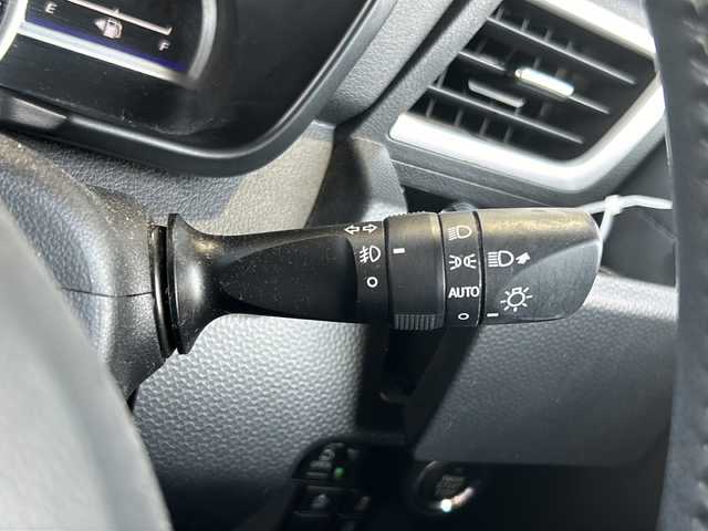 トヨタ タンク カスタムG S 静岡県 2018(平30)年 6.8万km パールホワイトⅢ 純正９インチナビ/バックカメラ/フルセグTV/BT/DVD/クルーズコントロール/両側パワースライドドア/純正LEDヘッドライト/ETC/ドライブレコーダー/アイドリングストップ/スマートキー/プッシュスタートエンジン/横滑り防止装置/オートライト