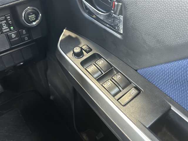 トヨタ タンク カスタムG S 静岡県 2018(平30)年 6.8万km パールホワイトⅢ 純正９インチナビ/バックカメラ/フルセグTV/BT/DVD/クルーズコントロール/両側パワースライドドア/純正LEDヘッドライト/ETC/ドライブレコーダー/アイドリングストップ/スマートキー/プッシュスタートエンジン/横滑り防止装置/オートライト