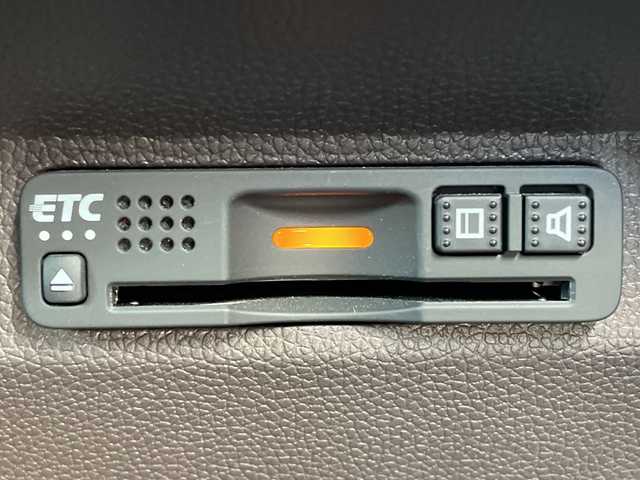 ホンダ フリード ハイブリット G ホンダセンシング 神奈川県 2020(令2)年 2.3万km プラチナホワイトパール 純正SDナビ /ワンセグＴＶ　/両側パワースライドドア /バックカメラ　/クルーズコントロール　/前席シートヒーター　/コーナーセンサー　/純正ドライブレコーダー　/ビルトインETC　/純正フロアマット/LED/取扱説明書/記録簿/保証書/衝突被害軽減システム