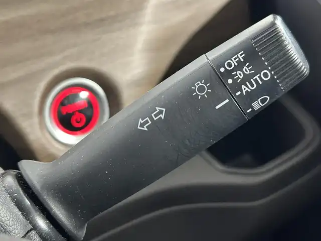 ホンダ フリード ハイブリット G ホンダセンシング 佐賀県 2020(令2)年 2.3万km プラチナホワイトパール 純正SDナビ /ワンセグＴＶ　/両側パワースライドドア /バックカメラ　/クルーズコントロール　/前席シートヒーター　/コーナーセンサー　/純正ドライブレコーダー　/ビルトインETC　/純正フロアマット/LED/取扱説明書/記録簿/保証書/衝突被害軽減システム