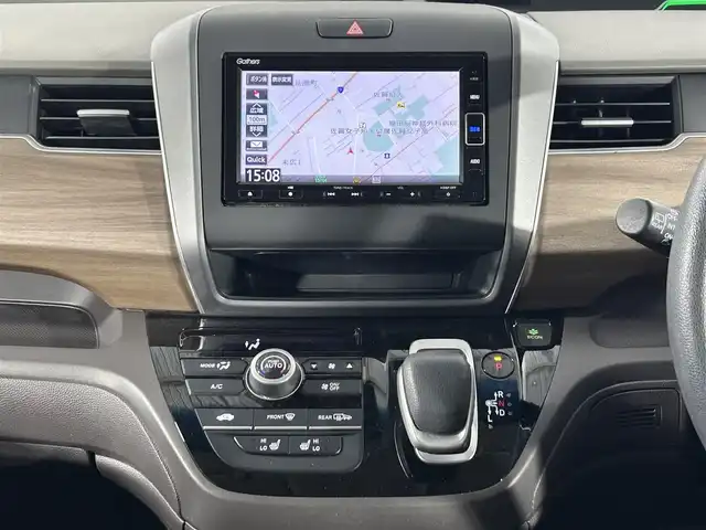 ホンダ フリード ハイブリット G ホンダセンシング 佐賀県 2020(令2)年 2.3万km プラチナホワイトパール 純正SDナビ /ワンセグＴＶ　/両側パワースライドドア /バックカメラ　/クルーズコントロール　/前席シートヒーター　/コーナーセンサー　/純正ドライブレコーダー　/ビルトインETC　/純正フロアマット/LED/取扱説明書/記録簿/保証書/衝突被害軽減システム