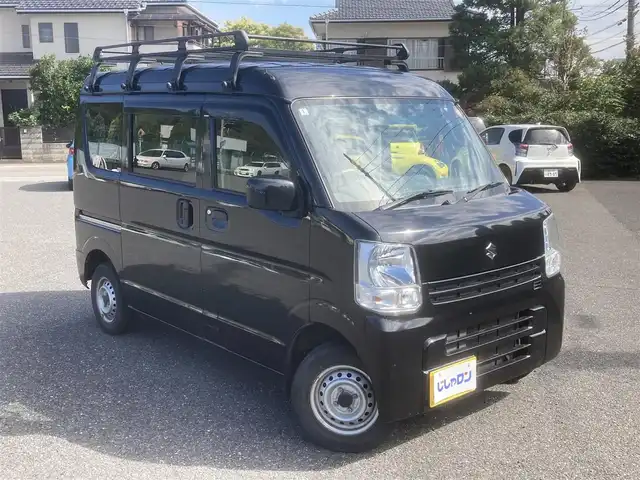 スズキ エブリイ PC リミテッド 埼玉県 2019(平31)年 8.7万km ブルーイッシュブラックパール3 (株)IDOMが運営する【じしゃロン鳩ヶ谷店】の自社ローン専用車両になりますこちらは現金またはオートローンご利用時の価格です。自社ローンご希望の方は別途その旨お申付け下さい/登録時86639km/5AGS車/ハイルーフ/ルーフキャリア/2nd発進スイッチ/オーバーヘッドシェルフ/ドアバイザー/リモコンキー/スペアキー1本/パワーステアリング/前席パワーウインドウ/純正フロアマット/AM/FM/CD/AUX/ETC/ABS/ダブルエアバッグ/電動格納ミラー/ヘッドライトレベライザー