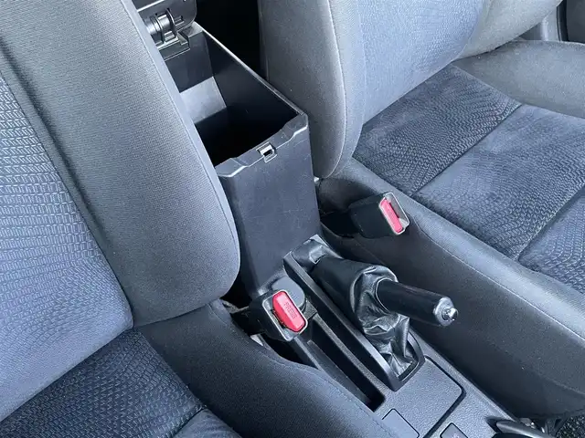 トヨタ カローラ フィールダー 1．5G 静岡県 2012(平24)年 13.4万km シルバーM 1オーナー　/純正ナビ（NSCP-W62）/ワンセグTV　/Bカメラ　/リアセンサー　/ステアリングリモコン　/前方ドラレコ（DRT-H61A）/社外GPSレーダー　/ビルトインETC　/ウィンカーミラー　/デンカク/ヘッドライトレベライザー/フォグランプ/スマートキー/スペアキー/保証書/取説　