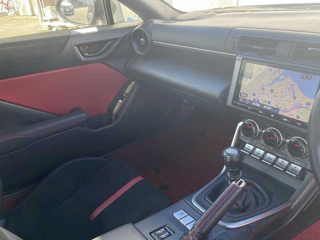 トヨタ ＧＲ８６ RZ 三重県 2023(令5)年 2.5万km クリスタルブラックシリカ 純正９型ナビ/ＭＴ車/ＢＳＭ/バックカメラ/前席シートヒーター/社外全方位ドラレコ/社外ＥＴＣ/バケットシート/革巻きステアリング/ＬＥＤヘッドライト/オートライト/電動格納ミラー/スペアキー/禁煙車