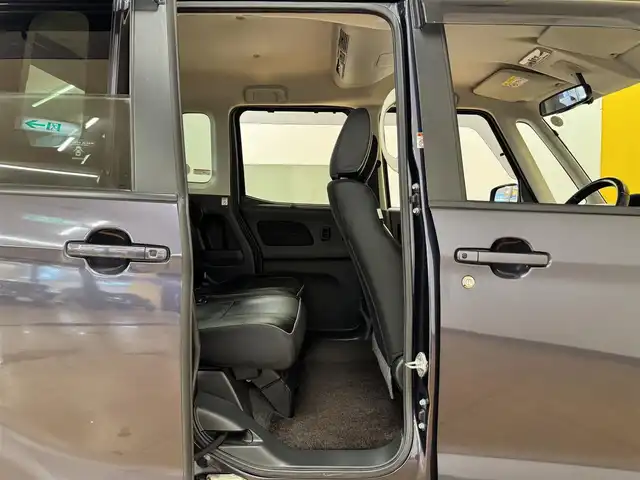 日産 デイズ ルークス ハイウェイスターターボ 群馬県 2014(平26)年 6.6万km プレミアムパープルP 純正7インチナビ/・フルセグTV/・Bluetooth/・DVD/CD/SD/・FM/AM/アラウンドビューモニター/両側パワースライドドア/ターボ/革巻きステアリング/ステアリングスイッチ/プッシュスタート/スマートキー/HIDヘッドライト/オートライト/フォグランプ/純正15インチAW/純正フロアマット/純正ドアバイザー/ETC/電動格納ウィンカーミラー/横滑り防止機能
