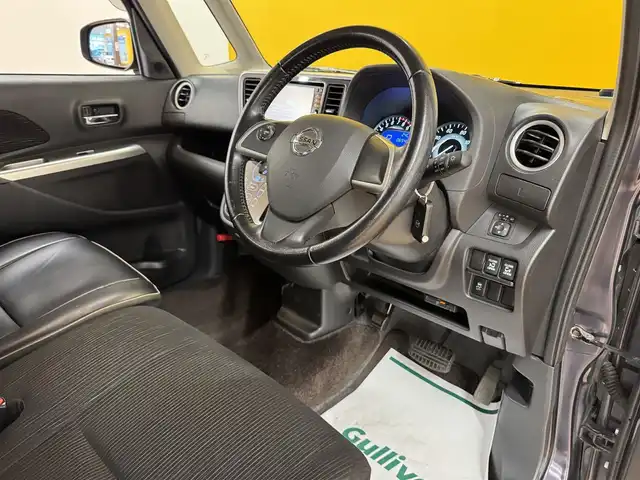 日産 デイズ ルークス ハイウェイスターターボ 群馬県 2014(平26)年 6.6万km プレミアムパープルP 純正7インチナビ/・フルセグTV/・Bluetooth/・DVD/CD/SD/・FM/AM/アラウンドビューモニター/両側パワースライドドア/ターボ/革巻きステアリング/ステアリングスイッチ/プッシュスタート/スマートキー/HIDヘッドライト/オートライト/フォグランプ/純正15インチAW/純正フロアマット/純正ドアバイザー/ETC/電動格納ウィンカーミラー/横滑り防止機能