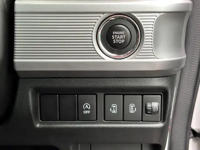 スズキ スペーシア HYBRID X 宮城県 2020(令2)年 3.6万km ピュアホワイトパール/ブラック2トーン スズキセーフティサポート/・デュアルカメラブレーキサポート/・誤発進抑制機能/・車線逸脱警報機能/・ふらつき警報機能/・先行車発進お知らせ機能/・ハイビームアシスト/・後退時ブレーキサポート/・後方誤発進抑制機能/・リアパーキングセンサー/社外ナビ/・CD/DVD/・Bluetooth/・フルセグTV/バックカメラ/ETC/両側パワースライド/革巻きステアリング/ステアリングスイッチ/オートライト/プッシュスタート＆スペアキー/アイドリングストップ/電動格納ミラー/社外14インチAW/ルーフレール/純正フロアマット/ドアバイザー/W/サイド/カーテンエアバッグ/取扱説明書/保証書