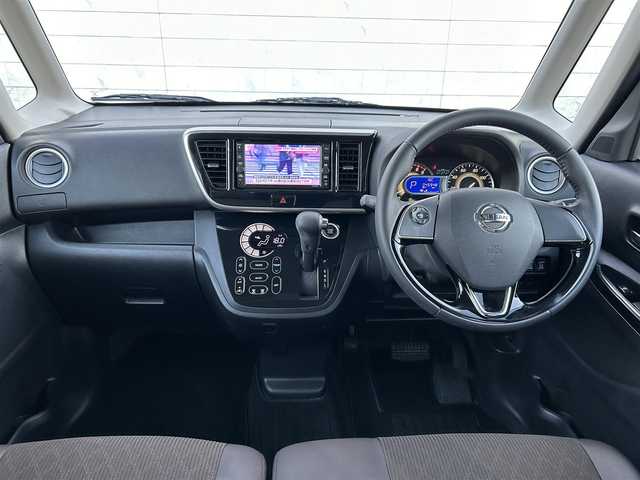 日産 デイズ ルークス HWS X Vセレクション 静岡県 2020(令2)年 4.6万km ブラック ワンオーナー/純正9型ナビゲーション/（フルセグ・Bluetooth・SD）/アラウンドビューモニター/バックカメラ/全方位モニター/両側パワースライドドア/エマージェンシーブレーキ/衝突被害軽減システム/ETC/LEDヘッドライト/オートライト/純正アルミ