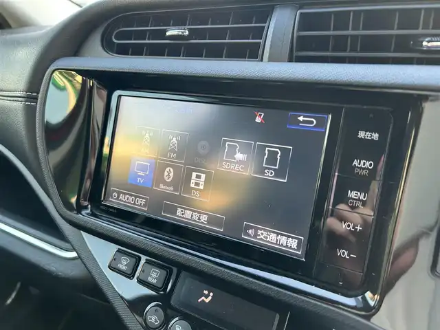 トヨタ アクア G G’s 島根県 2015(平27)年 3.8万km スーパーレッドⅤ 純正ナビ/（Ｂｌｕｅｔｏｏｔｈ/フルセグテレビ/CD/DVD)/バックカメラ/クルーズコントロール/前席シートヒーター/17インチＧ＇ｓアルミホイール/ナノイー/純正LEDヘッドライト/ＬＥＤＢＥＡＭスイッチ/Ｇ＇ｓフロアマット/横滑り防止装置/EV/エコドライブモード