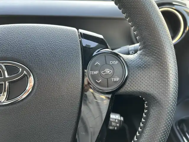 トヨタ アクア G G’s 島根県 2015(平27)年 3.8万km スーパーレッドⅤ 純正ナビ/（Ｂｌｕｅｔｏｏｔｈ/フルセグテレビ/CD/DVD)/バックカメラ/クルーズコントロール/前席シートヒーター/17インチＧ＇ｓアルミホイール/ナノイー/純正LEDヘッドライト/ＬＥＤＢＥＡＭスイッチ/Ｇ＇ｓフロアマット/横滑り防止装置/EV/エコドライブモード