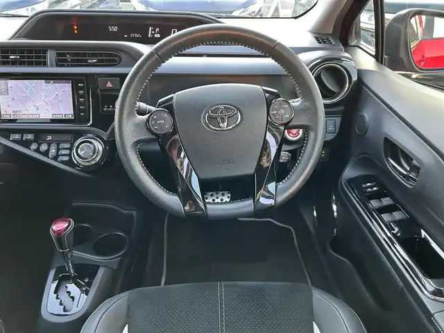 トヨタ アクア G G’s 島根県 2015(平27)年 3.8万km スーパーレッドⅤ 純正ナビ/（Ｂｌｕｅｔｏｏｔｈ/フルセグテレビ/CD/DVD)/バックカメラ/クルーズコントロール/前席シートヒーター/17インチＧ＇ｓアルミホイール/ナノイー/純正LEDヘッドライト/ＬＥＤＢＥＡＭスイッチ/Ｇ＇ｓフロアマット/横滑り防止装置/EV/エコドライブモード