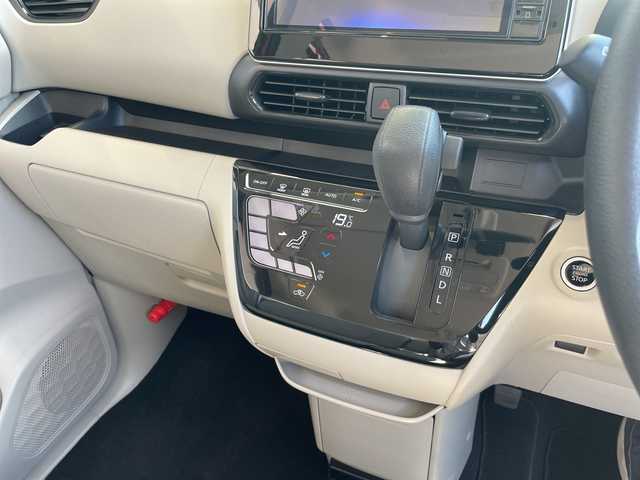 日産 ルークス X 愛知県 2023(令5)年 0.4万km ブロッサムピンク 純正9型ナビ/全方位カメラ/エマージェンシーブレーキ/両側パワースライドドア/ハンズフリースライドドア/コーナーセンサー/ドライブレコーダー/フルセグ/LEDヘッドライト/スマートキー/プッシュスタート