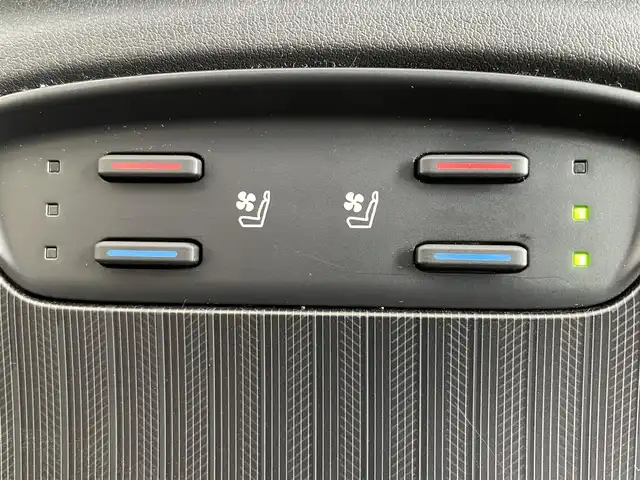 トヨタ ハリアー ハイブリッド Z レザーパッケージ 千葉県 2021(令3)年 3.1万km ホワイトパールクリスタルシャイン ワンオーナー/Zレザーパッケージ/4WD/パノラマルーフ/モデリスタエアロ（F/S/R）/マルチテレインモニター　OP/JBLプレミアムサウンド/12.3インチ純正ディスプレイオーディオ＋ナビ/・フルセグTV/BTオーディオ/ラジオ/黒革シート/シートメモリ付パワーシート/フロントシートベンチレーション/Toyota Safety Sense/・プリクラッシュセーフティ/・レーダークルーズコントロール/・オートマチックハイビーム/・レーントレーシングアシスト/ブラインドスポットモニター/デジタルインナーミラー/ステアリングヒーター/ビルトインETC2.0/クリアランスソナー/プッシュスタート/スマートキー/ワイドバイザー/純正19インチAW/LEDヘッドライト/保証書/取説/スペアキー