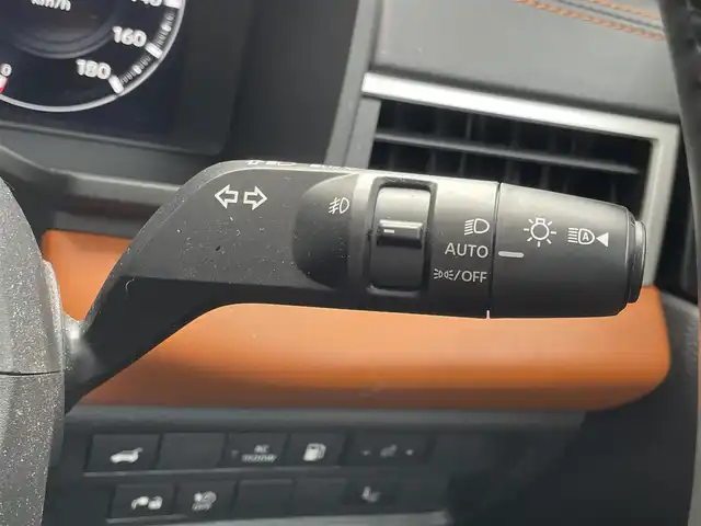 三菱 アウトランダー ＰＨＥＶ P 滋賀県 2022(令4)年 5.8万km ブラックダイヤモンド 純正12.3インチナビ/【Bluetooth/フルセグTV/Apple CarPlay/Android Auto】/パノラマルーフ/BOSEプレミアムサウンド/全方位カメラ/追従クルーズコントロール/クリアランスソナー/ブラインドスポットワーニング/衝突軽減ブレーキ/ヒルディセントコントロール/本革シート/D/Nシートヒーター/D/Nマッサージシート/全席シートヒーター/ステアリングヒーター/ビルトインETC2.0/AC100V電源/ワイヤレス充電/LEDヘッドライト/オートマチックハイビーム/パワーバックドア/プッシュスタート