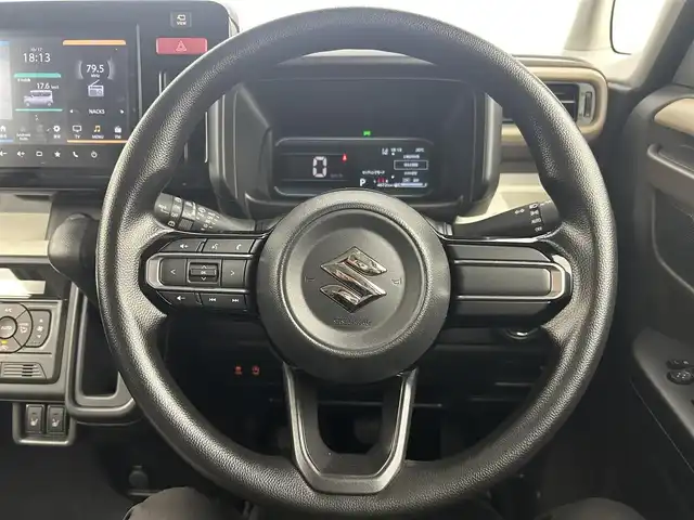 スズキ スペーシア HYBRID X 千葉県 2024(令6)年 0.5万km ピュアホワイトP 禁煙/両側電動ドア/デュアルセンサーブレーキサポート/・車線逸脱警報システム/・先行車発進システム/・コーナーセンサー/純正9インチメモリナビ/・USB/Bluetooth/フルセグTV/・全方位カメラ/DNシートヒーター/ステアリングスイッチ/純正ホイールキャップ/オートライト/・LEDヘッドライト/・ヘッドライトレベライザー