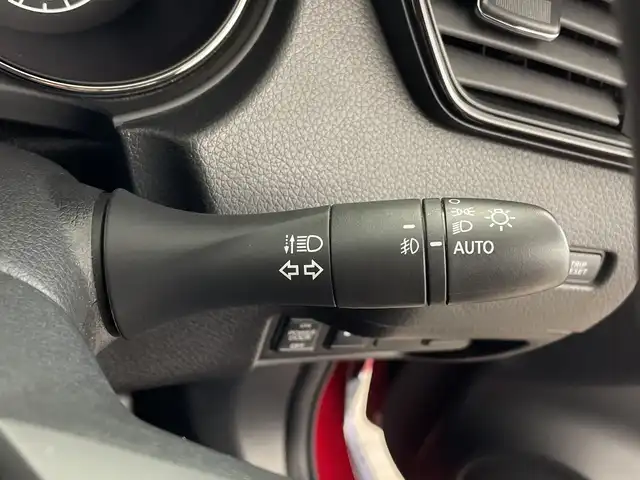 日産 エクストレイル 20Xi 鹿児島県 2020(令2)年 1.6万km ガーネットレッド 純正9インチナビ(MM519D-L)/プロパイロット/レーンキープアシスト/エマージェンシーブレーキ/ブラインドスポットモニター/クリアランスソナー/インテリジェントアラウンドビューモニター/インテリジェントルームミラー/パワーバックドア/レーダークルーズコントロール/ETC/アイドリングストップ/LEDオートライト/フォグランプ/フロアマット/ドアバイザー/スマートキー/スペアキー1本