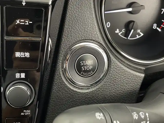 日産 エクストレイル 20Xi 鹿児島県 2020(令2)年 1.6万km ガーネットレッド 純正9インチナビ(MM519D-L)/プロパイロット/レーンキープアシスト/エマージェンシーブレーキ/ブラインドスポットモニター/クリアランスソナー/インテリジェントアラウンドビューモニター/インテリジェントルームミラー/パワーバックドア/レーダークルーズコントロール/ETC/アイドリングストップ/LEDオートライト/フォグランプ/フロアマット/ドアバイザー/スマートキー/スペアキー1本