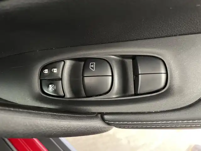 日産 エクストレイル 20Xi 鹿児島県 2020(令2)年 1.6万km ガーネットレッド 純正9インチナビ(MM519D-L)/プロパイロット/レーンキープアシスト/エマージェンシーブレーキ/ブラインドスポットモニター/クリアランスソナー/インテリジェントアラウンドビューモニター/インテリジェントルームミラー/パワーバックドア/レーダークルーズコントロール/ETC/アイドリングストップ/LEDオートライト/フォグランプ/フロアマット/ドアバイザー/スマートキー/スペアキー1本