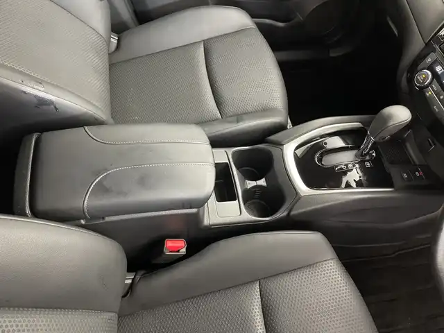 日産 エクストレイル 20Xi 鹿児島県 2020(令2)年 1.6万km ガーネットレッド 純正9インチナビ(MM519D-L)/プロパイロット/レーンキープアシスト/エマージェンシーブレーキ/ブラインドスポットモニター/クリアランスソナー/インテリジェントアラウンドビューモニター/インテリジェントルームミラー/パワーバックドア/レーダークルーズコントロール/ETC/アイドリングストップ/LEDオートライト/フォグランプ/フロアマット/ドアバイザー/スマートキー/スペアキー1本