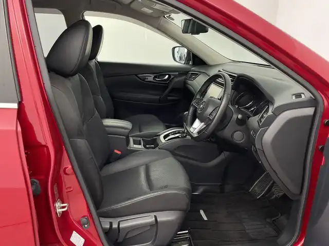 日産 エクストレイル 20Xi 鹿児島県 2020(令2)年 1.6万km ガーネットレッド 純正9インチナビ(MM519D-L)/プロパイロット/レーンキープアシスト/エマージェンシーブレーキ/ブラインドスポットモニター/クリアランスソナー/インテリジェントアラウンドビューモニター/インテリジェントルームミラー/パワーバックドア/レーダークルーズコントロール/ETC/アイドリングストップ/LEDオートライト/フォグランプ/フロアマット/ドアバイザー/スマートキー/スペアキー1本