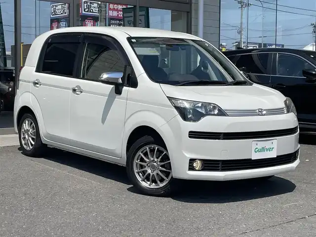 トヨタ スペイド F ジャック 青森県 2015(平27)年 6.8万km ホワイトパールクリスタルシャイン ワンオーナー/社外ナビ（BT、フルセグ、DVD、CD、ラジオ）/バックカメラ/パートタイム４WD/オートライト/フォグライト/スマートキー/スペアキー/左側パワースライドドア/電格ミラー/ドライブレコーダー（前）/社外エンジンスタート/175/65/15(2022)冬タイヤスチールキャップ付き/新車時保証書/取扱説明書