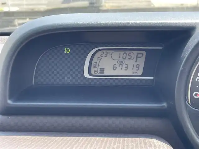 トヨタ スペイド F ジャック 青森県 2015(平27)年 6.8万km ホワイトパールクリスタルシャイン ワンオーナー/社外ナビ（BT、フルセグ、DVD、CD、ラジオ）/バックカメラ/パートタイム４WD/オートライト/フォグライト/スマートキー/スペアキー/左側パワースライドドア/電格ミラー/ドライブレコーダー（前）/社外エンジンスタート/175/65/15(2022)冬タイヤスチールキャップ付き/新車時保証書/取扱説明書