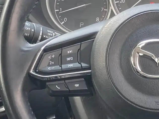 マツダ ＣＸ－５ 20S プロアクティブ 岡山県 2018(平30)年 10.5万km ディープクリスタルブルーマイカ マツダコネクトナビ/フルセグTV、CD、DVD、Bluetooth、AM、FM/全方位カメラ/レーダークルーズコントロール/横滑り防止装置/ビルトインETC/前方ドライブレコーダー/交通標識認識システム/車間認知支援システム/SBS/SCBS/BSM/レーンキープアシスト/ドライバーアテンションアラート/パーキングセンサー/アイドリングストップ/LEDヘッドライト/オートライト/ウィンカーミラー/純正アルミホイール/スマートキー/フロアマット/ドアバイザー/取扱説明書/保証書