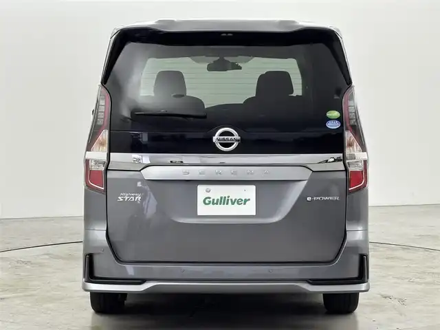 日産 セレナ e－パワー ハイウェイスター V 福岡県 2020(令2)年 7.9万km ダークメタルグレー 純正１０型ナビ（フルセグＴＶ）　/全方位カメラ　/エマージェンシーブレーキ　/プロパイロット　/パーキングアシスト　/両側パワースライドドア　/MTモード付　/ＢＳＭ　/前後ドラレコ　/ＥＴＣ　/ＬＥＤ　/純正１５型ＡＷ
