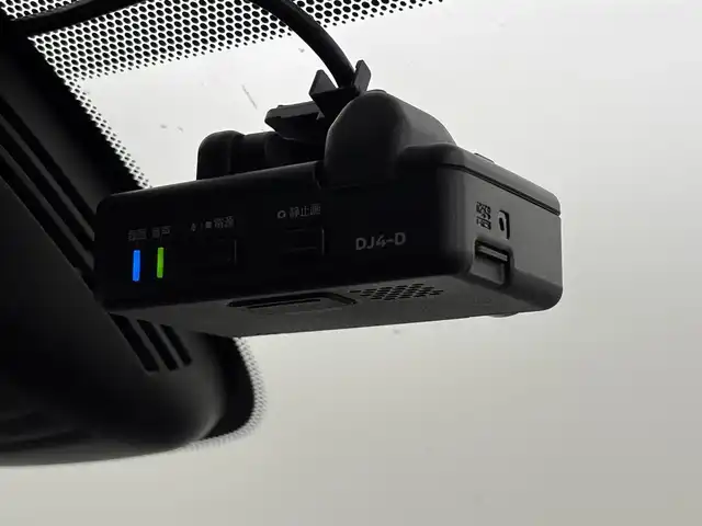 日産 セレナ e－パワー ハイウェイスター V 福岡県 2020(令2)年 7.9万km ダークメタルグレー 純正１０型ナビ（フルセグＴＶ）　/全方位カメラ　/エマージェンシーブレーキ　/プロパイロット　/パーキングアシスト　/両側パワースライドドア　/MTモード付　/ＢＳＭ　/前後ドラレコ　/ＥＴＣ　/ＬＥＤ　/純正１５型ＡＷ