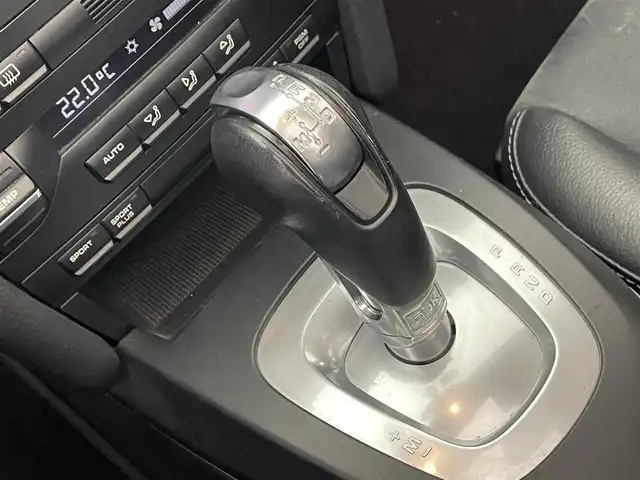 ポルシェ ボクスター S 滋賀県 2011(平23)年 7.2万km 黒 純正７インチナビ/Bluetooth/CD/DVD/フルセグ/バックカメラ/ドラレコ（前後）/MTモード付AT/オープンカー（ソフトトップ）/左ハンドル/純正AW/ハーフレザー/シートヒーター（D/N）