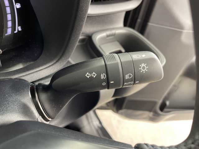 トヨタ シエンタ ハイブリッド Z 鹿児島県 2023(令5)年 1.8万km ダークグレー 純正10.5インチディスプレイオーディオ（ナビ機能付）/（AM/FM/CD/DVD/Bluetooth）/パノラミックビューモニター/フリップダウンモニター/トヨタセーフティセンス/・プリクラッシュセーフティ/・レーンキープアシスト/・レーダークルーズコントロール/・アダプティブハイビームシステム/・ロードサインアシスト/両側パワースライドドア/前後ドライブレコーダー/ビルトインETC/LEDオートライト/純正フロアマット/ブラインドスポットモニター/100V電源/スマートキー /スペアキー