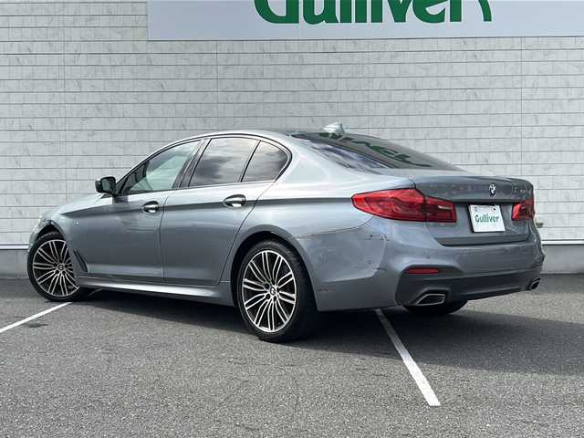 ＢＭＷ ５２３ｄ Mスポーツ 栃木県 2018(平30)年 10.9万km ブルーストーン ワンオーナー/純正SDナビ/・Bluetooth CD DVD/・TV ワンセグ/・全方位カメラ/追従式クルーズコントロール/パワーバックドア/パドルシフト/パワーシート/レザーシート/全席シートヒーター/ドライブレコーダー/ETC/LEDヘッドライト/オートライト/アダプティブヘッドライト/ハイビームアシスタント/衝突被害軽減システム/コーナーセンサー