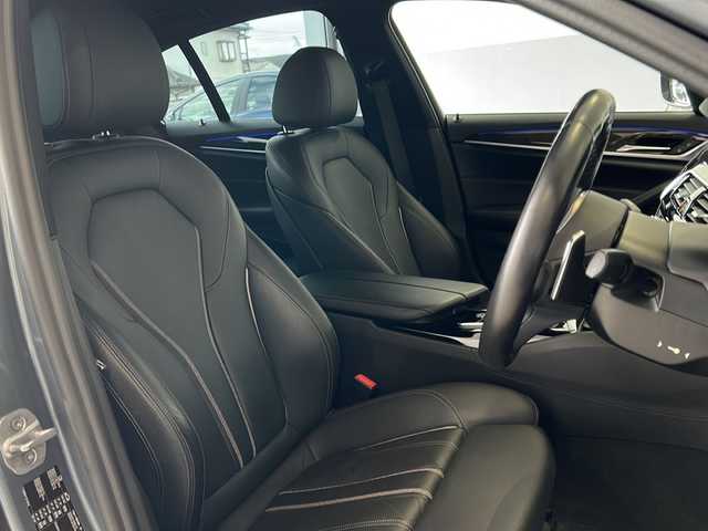 ＢＭＷ ５２３ｄ Mスポーツ 栃木県 2018(平30)年 10.9万km ブルーストーン ワンオーナー/純正SDナビ/・Bluetooth CD DVD/・TV ワンセグ/・全方位カメラ/追従式クルーズコントロール/パワーバックドア/パドルシフト/パワーシート/レザーシート/全席シートヒーター/ドライブレコーダー/ETC/LEDヘッドライト/オートライト/アダプティブヘッドライト/ハイビームアシスタント/衝突被害軽減システム/コーナーセンサー