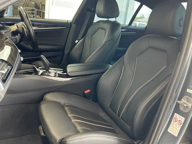 ＢＭＷ ５２３ｄ Mスポーツ 栃木県 2018(平30)年 10.9万km ブルーストーン ワンオーナー/純正SDナビ/・Bluetooth CD DVD/・TV ワンセグ/・全方位カメラ/追従式クルーズコントロール/パワーバックドア/パドルシフト/パワーシート/レザーシート/全席シートヒーター/ドライブレコーダー/ETC/LEDヘッドライト/オートライト/アダプティブヘッドライト/ハイビームアシスタント/衝突被害軽減システム/コーナーセンサー