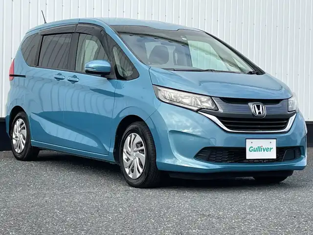 ホンダ フリード G ホンダセンシング 千葉県 2017(平29)年 5.1万km ブルーホライゾンM 純正SDナビ/(Bluetooth/CD/AM/FM)/バックカメラ/衝突被害軽減システム/車線逸脱警報/クルーズコントロール/両側パワースライドドア/横滑り防止装置/ETC/アイドリングストップ/オートライト/ウィンカーミラー/電動格納ミラー/プッシュスタート/スマートキー/フロアマット/ドアバイザー/スペアキー