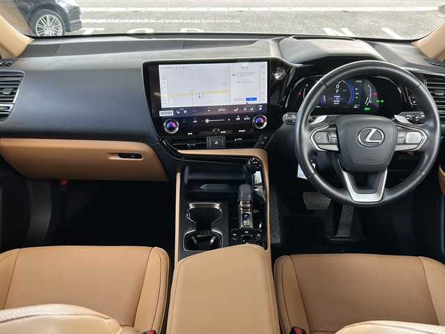 レクサス ＮＸ 350h バージョンL 岐阜県 2024(令6)年 2.5万km ソニッククォーツ ワンオーナー/サンルーフ/本革シート/純正メーカーナビTVフルセグ/バックカメラ　/アラウンドヴューモニター/ビルトインETC/シートヒーター　ベンチレーション/パワーバックドア/レクサスセーフティシステム/スマートキー/デジタルインナーミラー