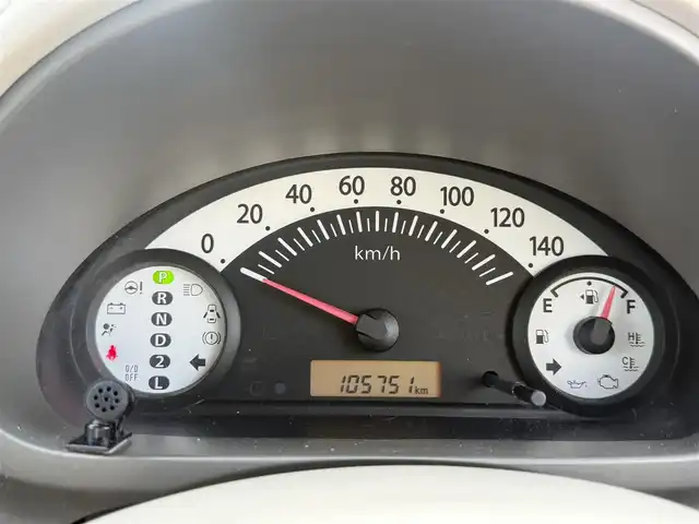 スズキ アルト F 愛知県 2013(平25)年 10.6万km ミルクティーベージュメタリック /社外メモリナビ//地デジ//AM/FM/BT/USB/CD/DVD/SD//ETC//リモコンキー//純正フロアマット//純正ドアバイザー//ハロゲンライト//スペアタイヤ//ISOFIX//スペアキー//取扱説明書/保証書/記録簿R4R6