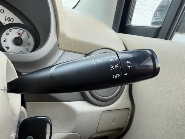 スズキ アルト F 愛知県 2013(平25)年 10.6万km ミルクティーベージュメタリック /社外メモリナビ//地デジ//AM/FM/BT/USB/CD/DVD/SD//ETC//リモコンキー//純正フロアマット//純正ドアバイザー//ハロゲンライト//スペアタイヤ//ISOFIX//スペアキー//取扱説明書/保証書/記録簿R4R6