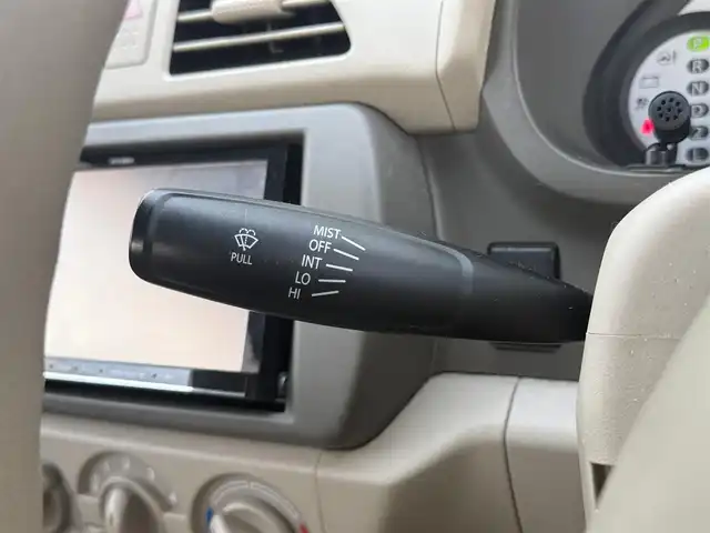 スズキ アルト F 愛知県 2013(平25)年 10.6万km ミルクティーベージュメタリック /社外メモリナビ//地デジ//AM/FM/BT/USB/CD/DVD/SD//ETC//リモコンキー//純正フロアマット//純正ドアバイザー//ハロゲンライト//スペアタイヤ//ISOFIX//スペアキー//取扱説明書/保証書/記録簿R4R6