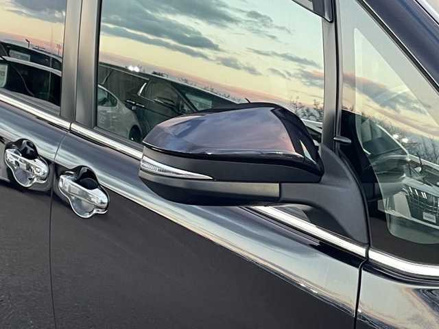 トヨタ エスクァイア Gi プレミアムパッケージ ブラックテーラード 山形県 2019(平31)年 13万km スパークリングブラックパールクリスタルシャイン 4WD/衝突被害軽減システム/TRDエアロ/フリップダウンモニター/純正SDナビ/　　【CD DVD BT フルセグ MSV】/バックカメラ/両側パワースライドドア/クルーズコントロール/LEDオートヘッドライト/ハーフレザーシート/シートヒーター/アイドリングストップ/ステアリンングヒーター/ステアリングスイッチ/MTモード付AT/電動格納ウィンカーミラー/フォグランプ/WAAC/スマートキー×2/ETC